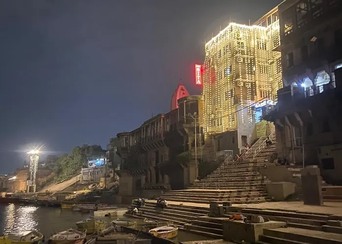 Hotel Sita Palace On Heritage Ghats Of Benaras