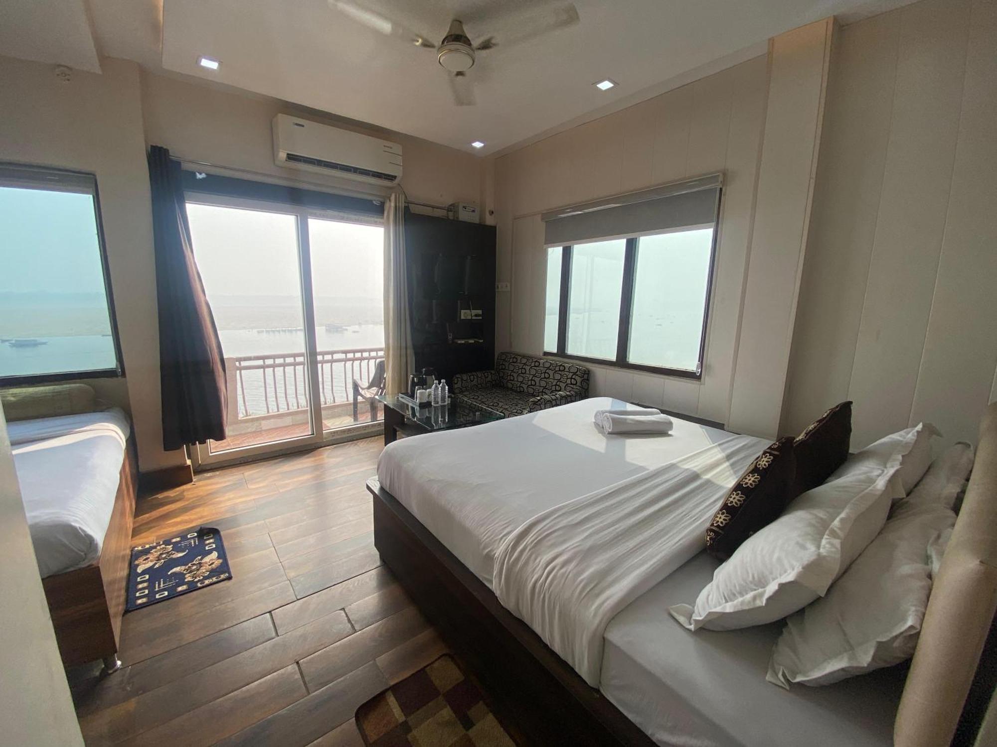 Sita Palace On Heritage Ghats Of Benaras Hotel