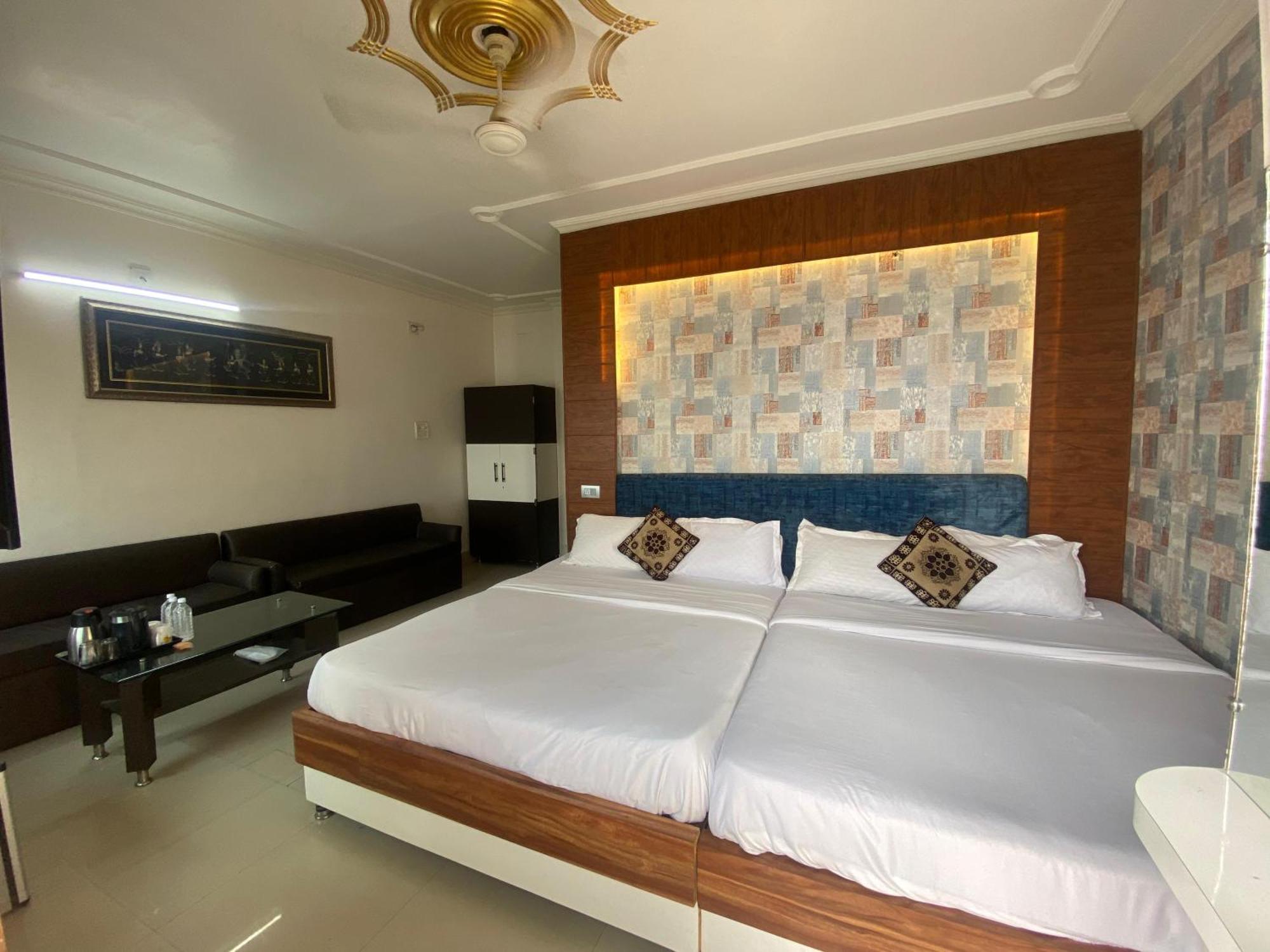 Sita Palace On Heritage Ghats Of Benaras Hotel
