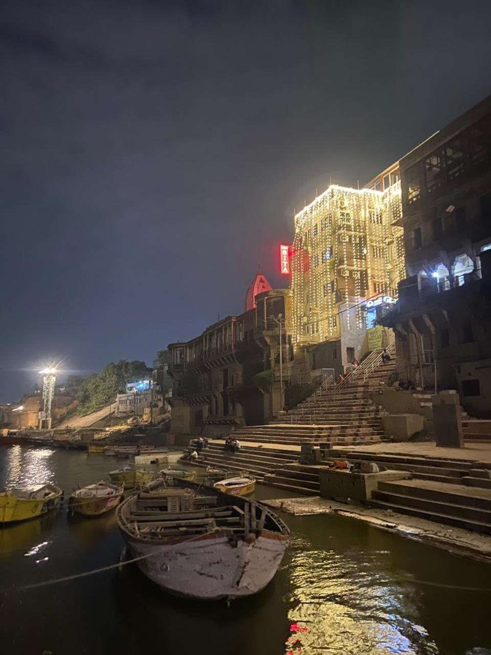 Hotel Sita Palace On Heritage Ghats Of Benaras Varanasi