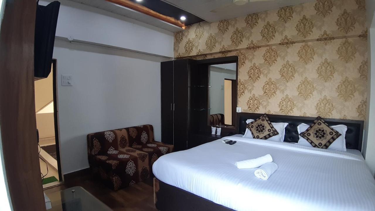 Sita Palace On Heritage Ghats Of Benaras Varanasi